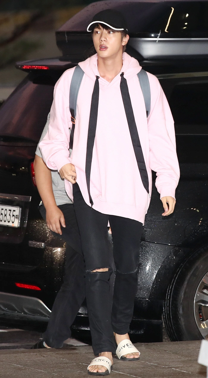 J-Hope's Airport Dandy Look: BTS Star's Style