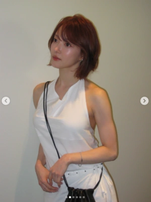 Lee Se-young's New Bob Cut Turns Heads