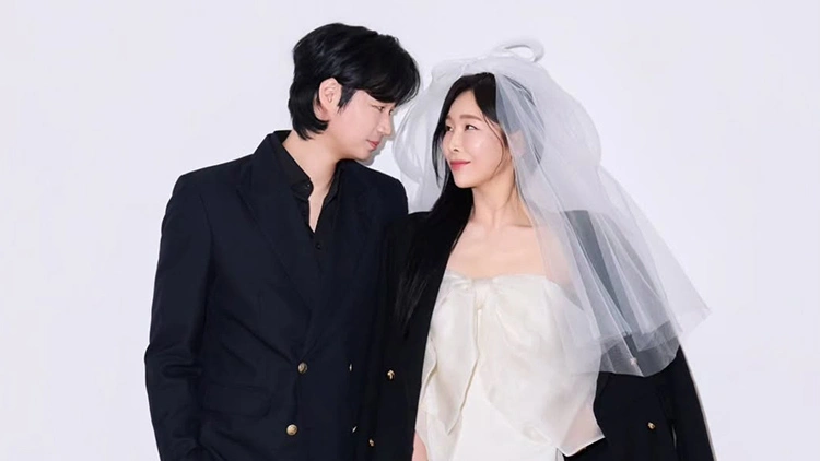 Korean Couple Soonja & Choi Joowon Tie the Knot