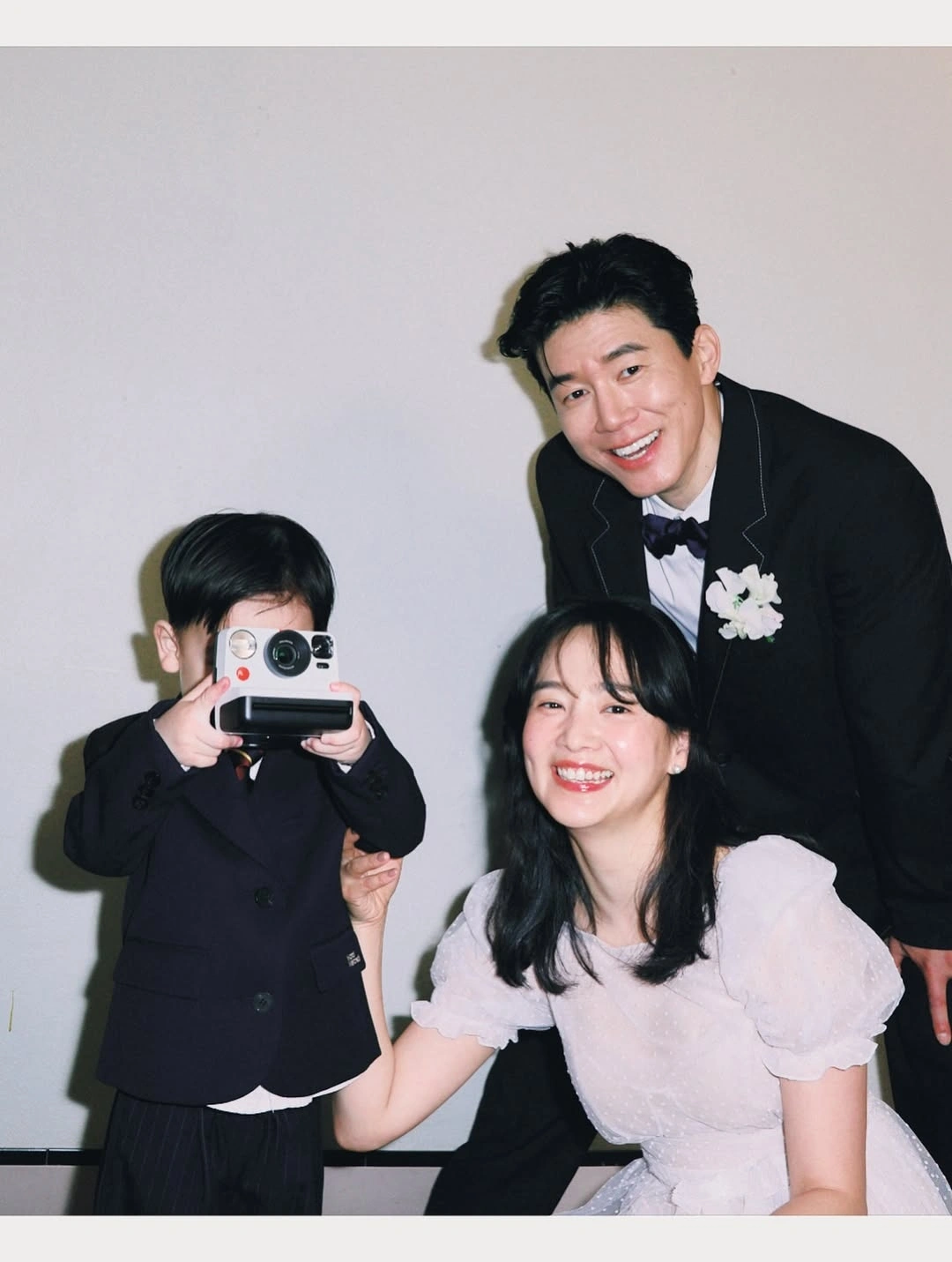 김무열 윤승아 결혼 11주년 화보