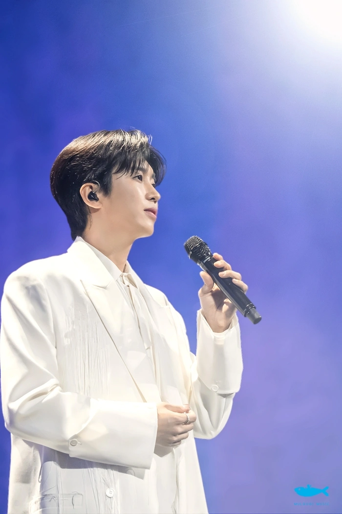 Trot King Lim Young Woong Dominates Charts at 94% Approval