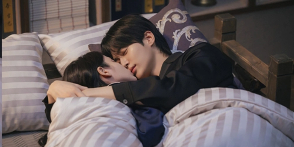 아이유♥변우석, 완성 부부 로맨스