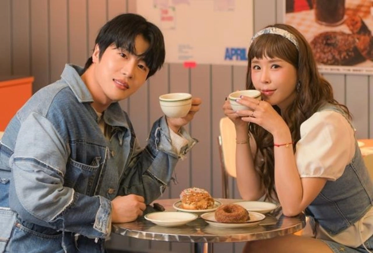 シンジ、7歳年下ムンウォンと結婚