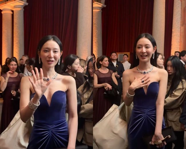 Kim Jiwon's Slim Figure in Dress