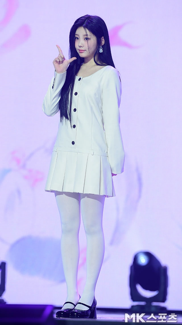 ILLIT Wonhee's Cheeks Disappear: Fans Concerned