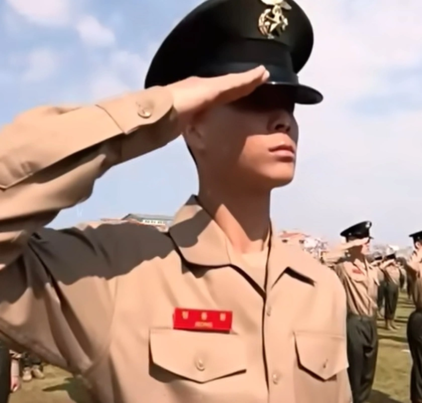 Jeong Dong Won's Marine Corps Graduation Update