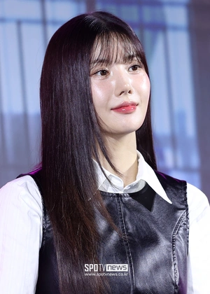 K-pop Star Kwon Eunbi Signs with RBW