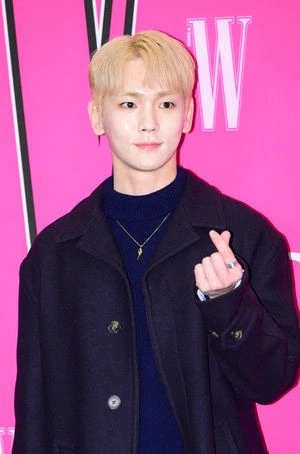 SHINeeキー、5ヶ月ぶり完全体復帰！