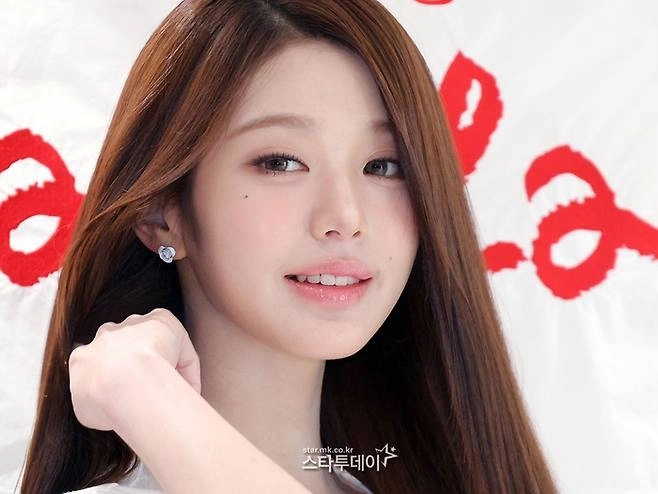 1위 장원영·2위 제니·3위 카리나