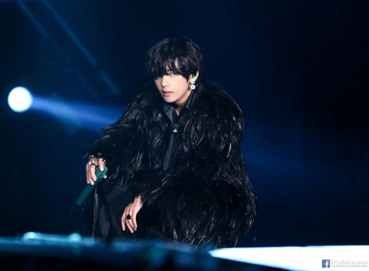 BTS뷔、NYタイムズ絶賛！歌声に注目