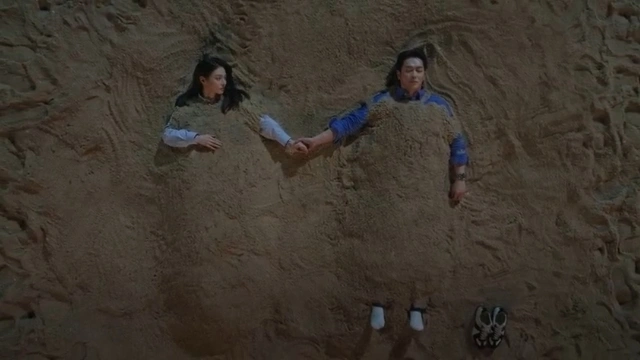 Ahn Woo Yeon & Joo Se Bin's Beach Date