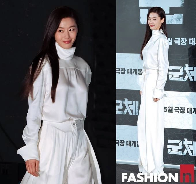 전지현 군체, 올 화이트룩 미모