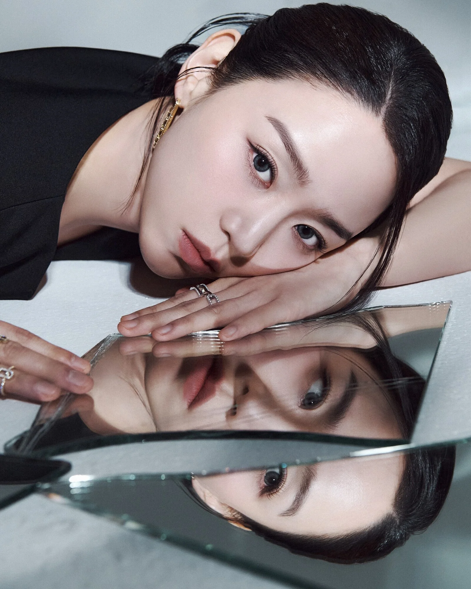 Lady Dua Shin Hye-sun Lens