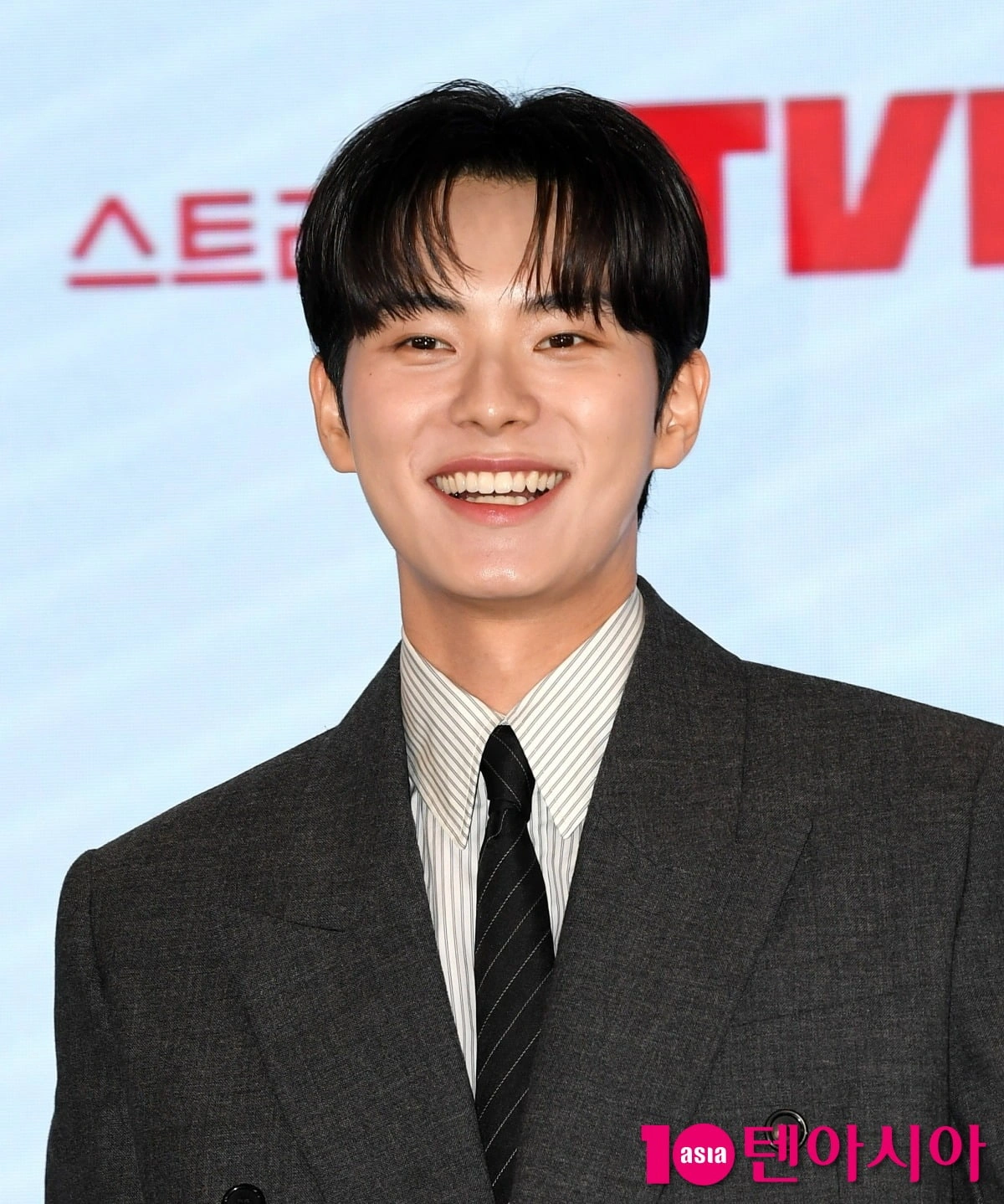 ノ・ユンソ＆イ・チェミン、韓国ドラマで熱愛主演