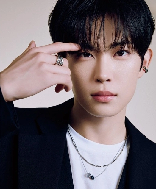 김건우, 알파드라이브원 활동 중단