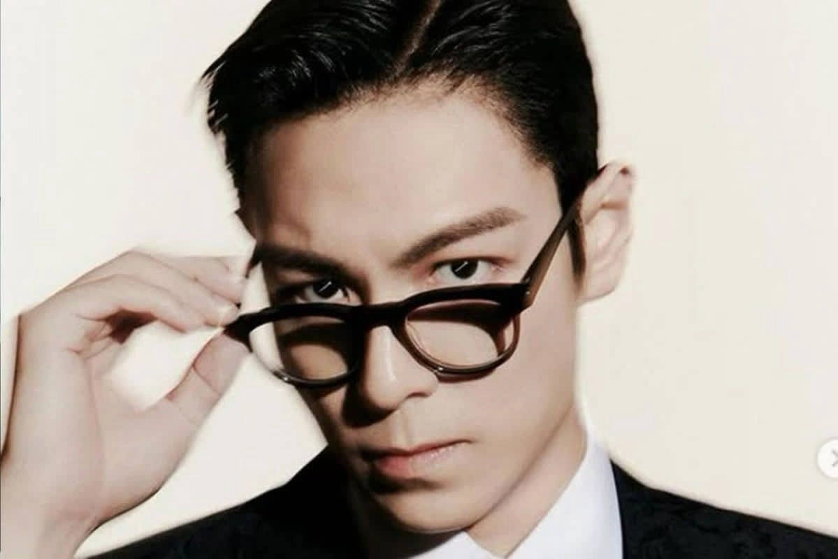 BIGBANG's T.O.P Meets With Members?