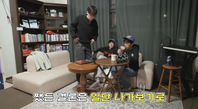 2PM Nichkhun's Jawline Change Shocks Fans
