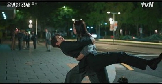 공명, 은밀한 감사 새얼굴 공개