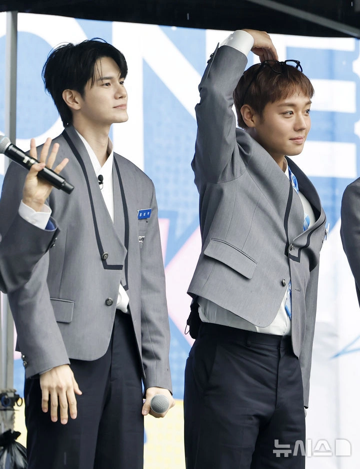 Ong Seongwu & Park Jihoon Thank Wanna One Fans