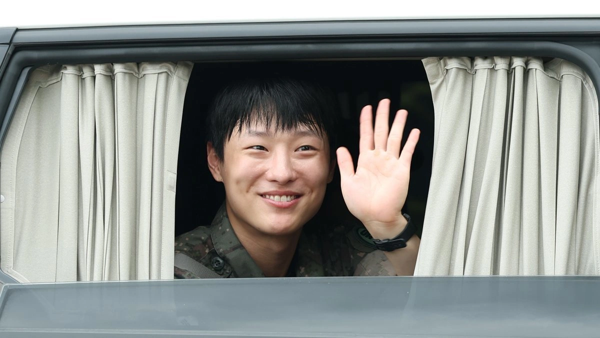 우즈 측, 급여 0원 스태프 사과