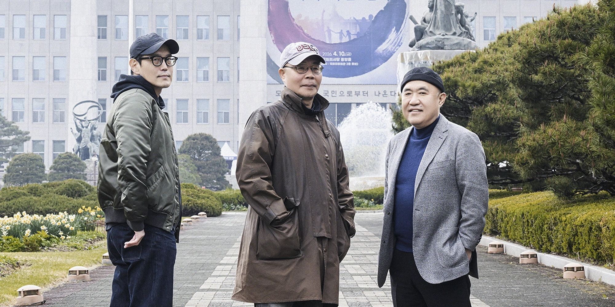 이명세 감독 다큐 '란 12.3' 인터뷰