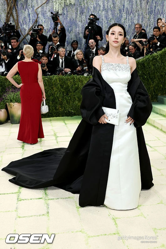 Met Gala 2026: Karina's Hanbok Dress Stuns