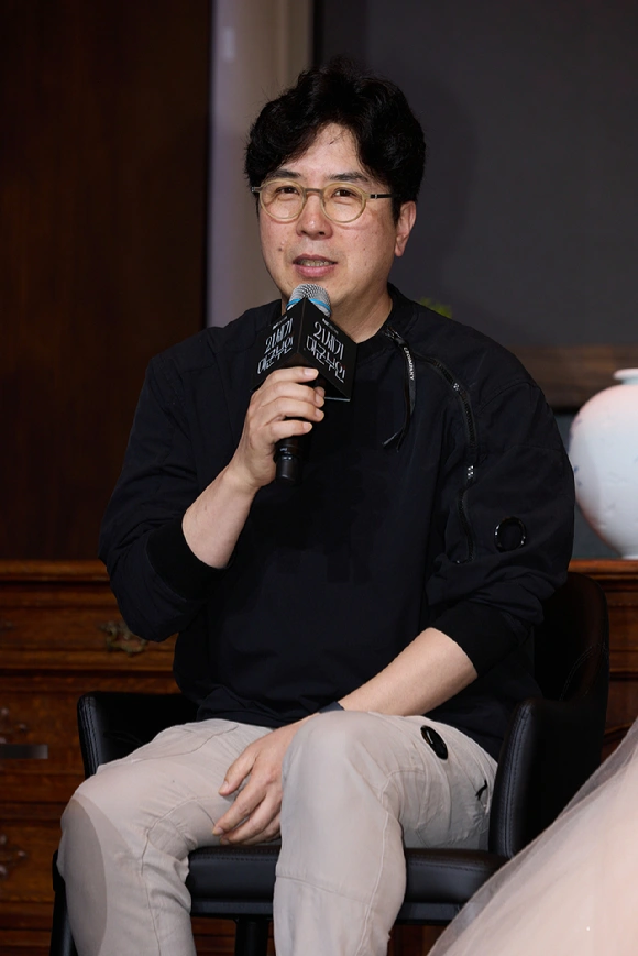 Director Park Joon-hwa Blames Himself for Historical Inaccuracies