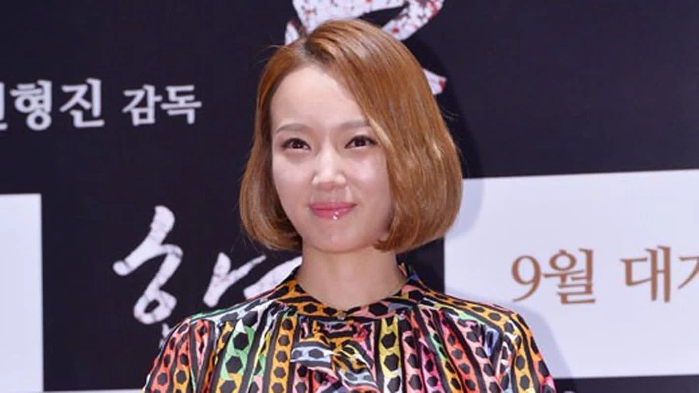Comedian Kim Min-kyung, 46, reveals pregnancy concerns