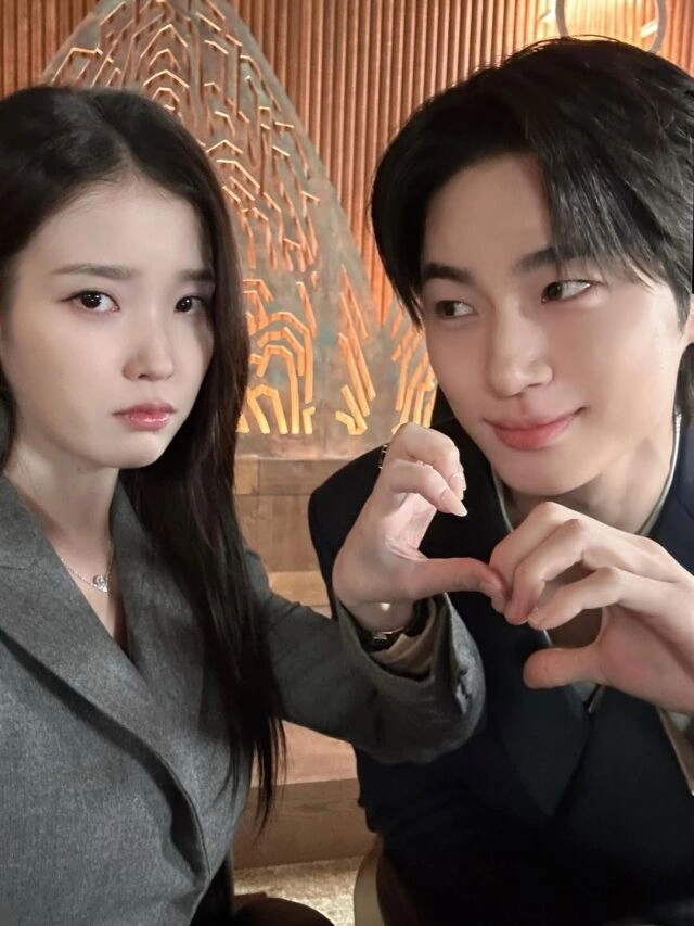아이유 변우석, 현실 커플 분위기