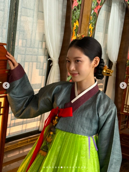 Gong Seung Yeon's Intense Gaze Captivates in New K-Drama