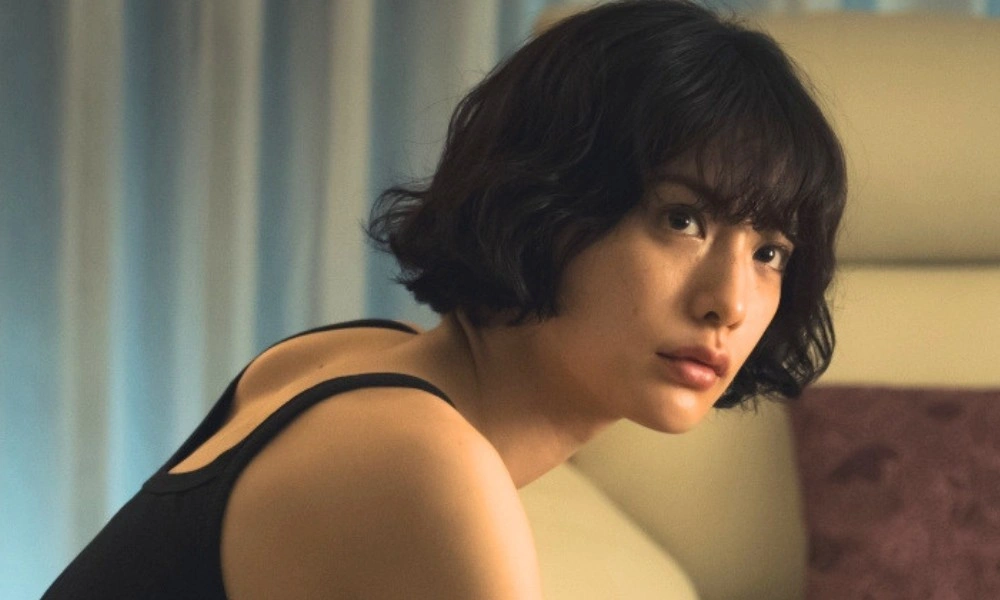 Nana's Life on Hold After Stabbing Incident