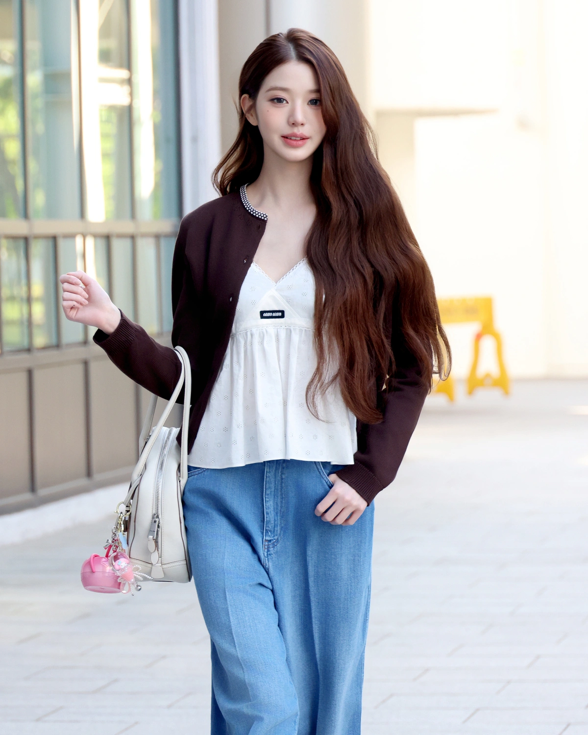 IVE Jang Wonyoung's Effortless Spring Fashion