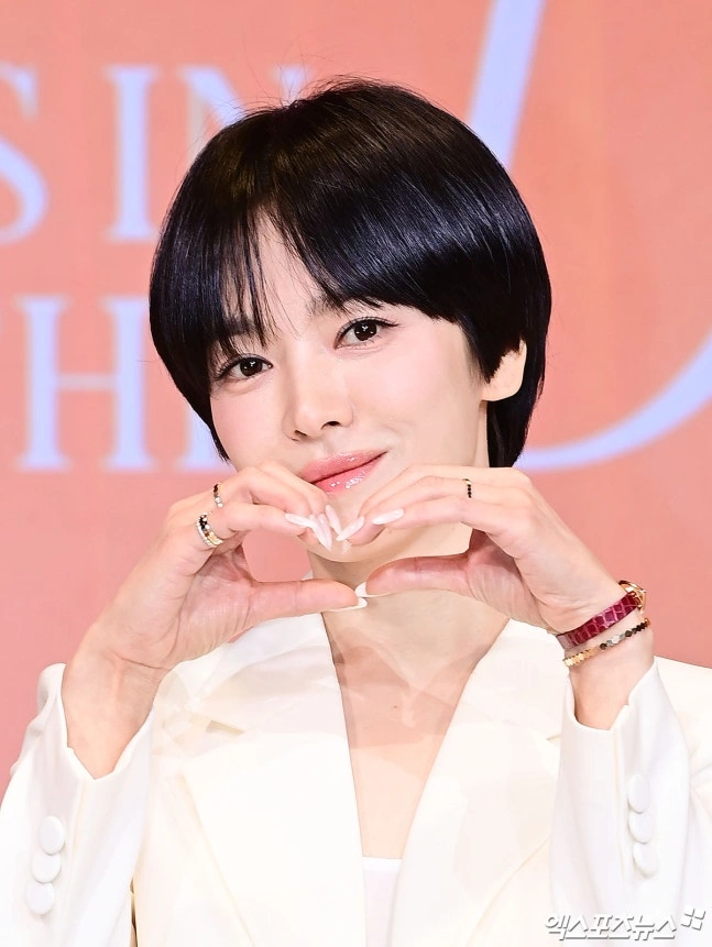 송혜교, 지인 결혼식 의리 인증