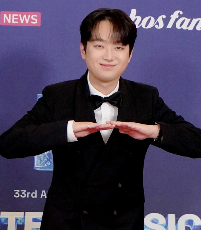 Lee Chan-won Donates Over $60K, Reaches New Milestone