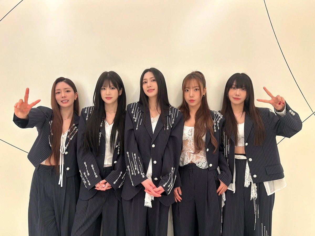 에이핑크 15주년 WIEA 수상