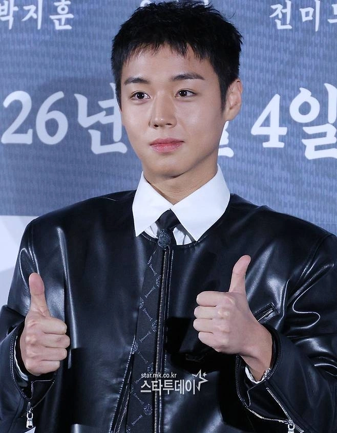 Park Jihoon Tops Actor Brand Reputation Rankings