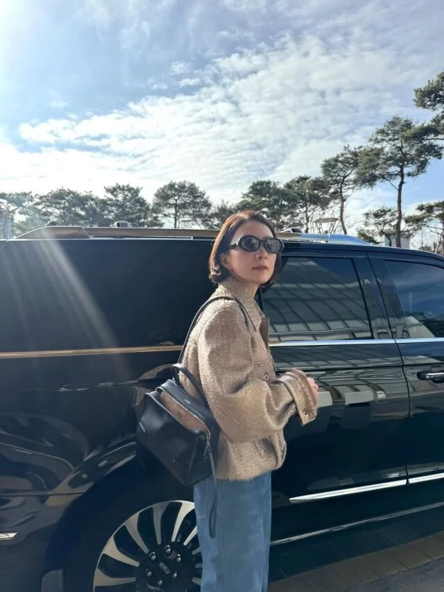 Kim Hee-ae, Elegant Bob for a Spring Day