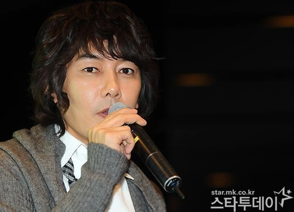 Kim Jang Hoon Explains Why He Smoked on Plane