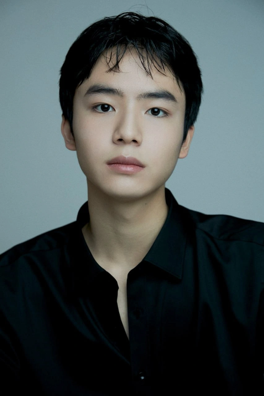 문우진, 허수아비 출연 확정