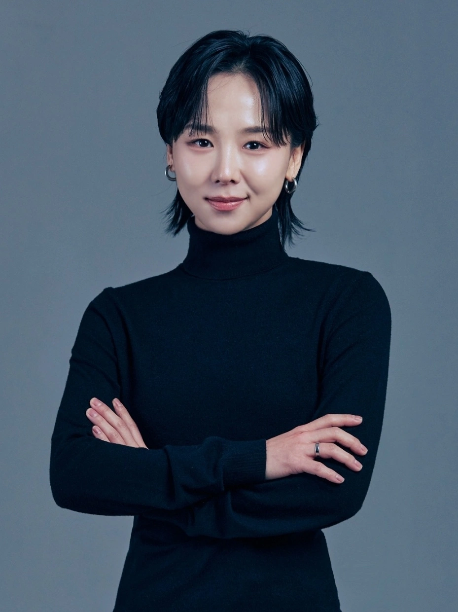 キム・ボギョン、MUMWと専属契約