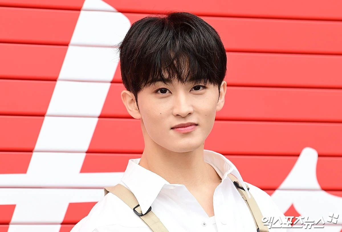 NCTマーク、脱退後初のバブル配信