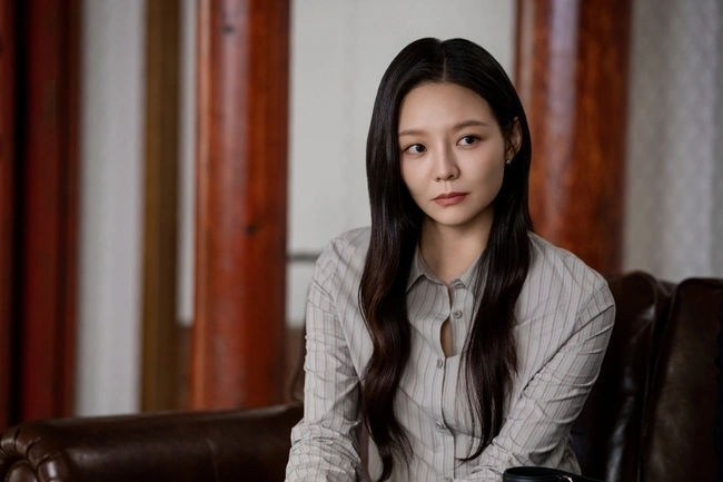 이솜, 유연석 손잡았다