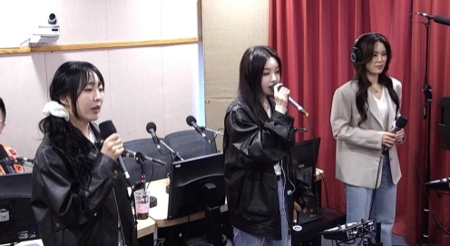 Former SeeYa Members Nam Gyuri, Kim Yeonji, Lee Boram Reunite