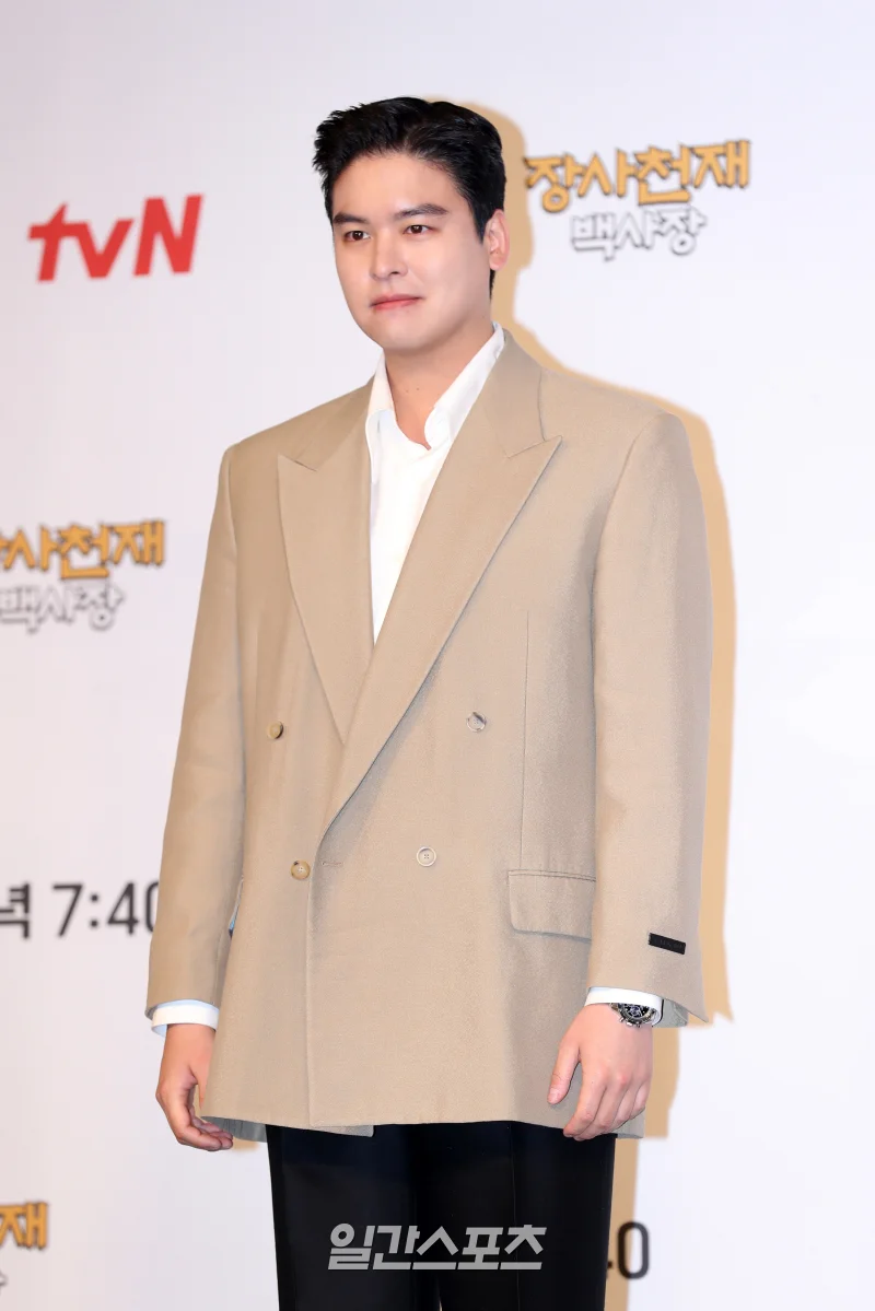 Lee Jang-woo's side explains unpaid ingredient costs