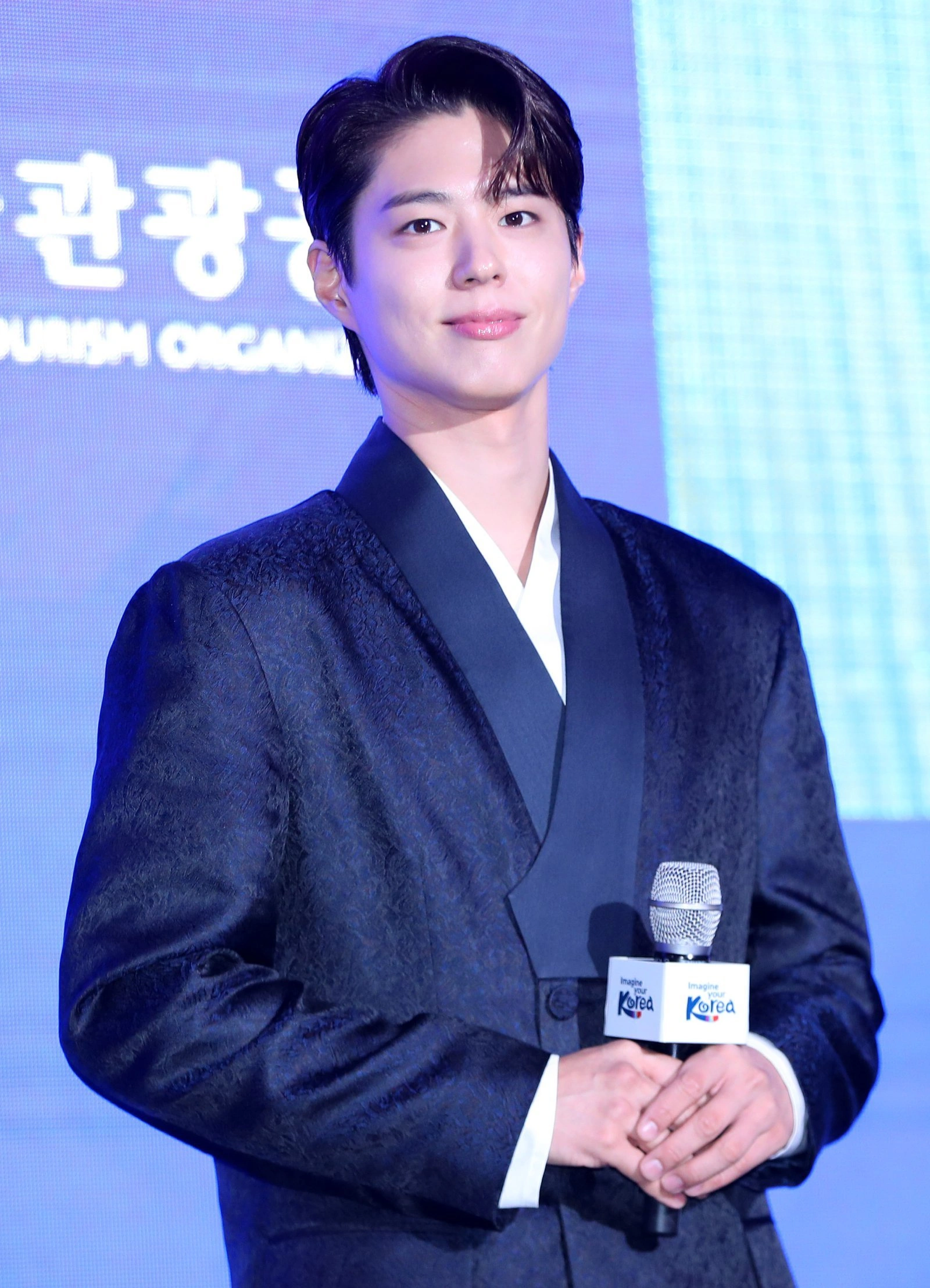 박보검, 다큐·예능 신뢰 행보