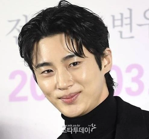 변우석, 대군부인·정수기 모델 활약