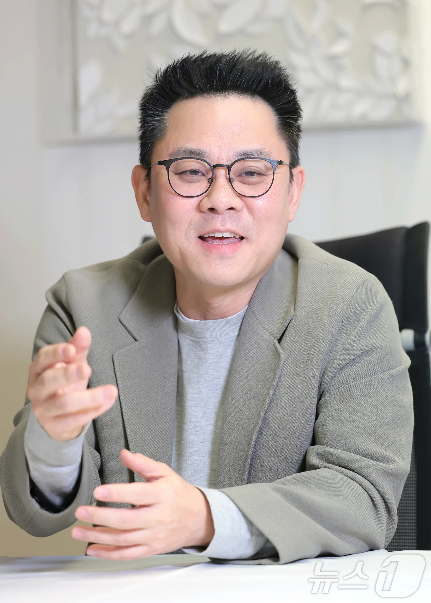 김시중 국장, 트로트 2.0 시대