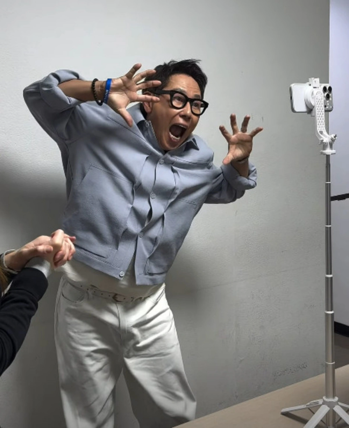 ユン・ジョンシン、"鼓膜の彼氏"ソン・シギョンを狙撃？