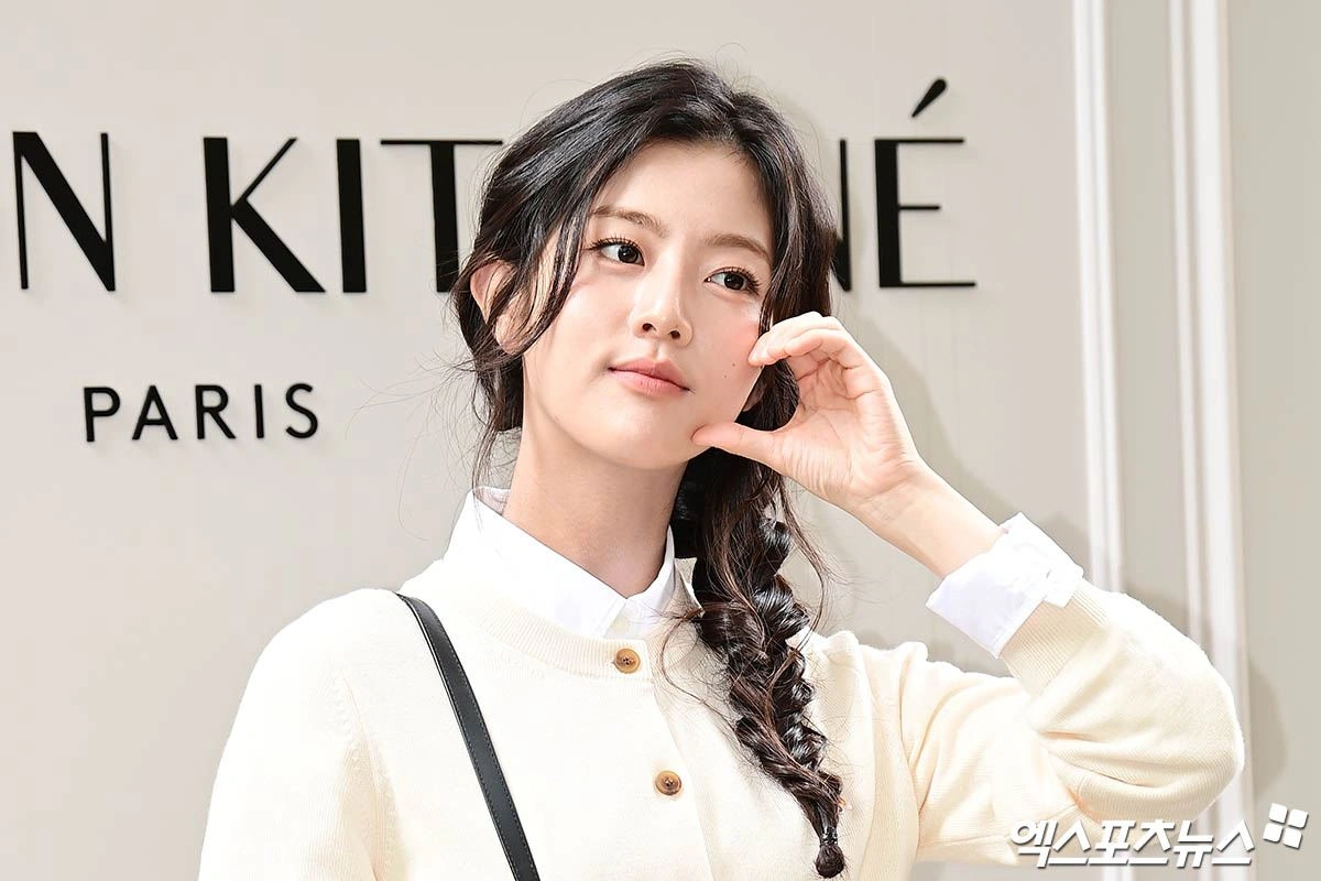 Shin Eunsoo Joins Jang Keun Suk's 'The Adulterers'