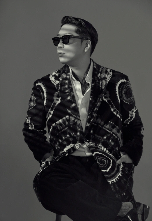 MC Mong Sells Gangnam Building to Noh Hong Chul